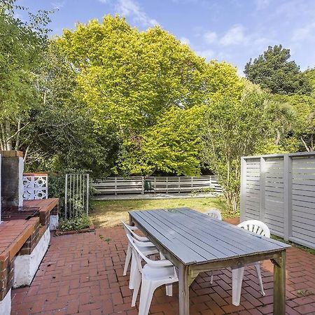 Апартаменты Little Nest In Ngaio Веллингтон Экстерьер фото